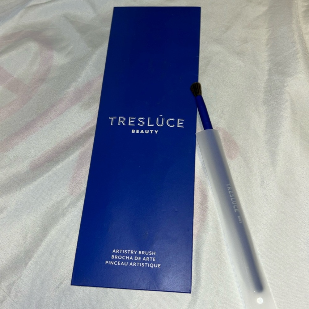 Eyeshaddow brush